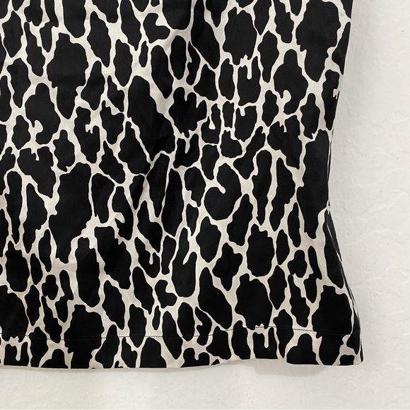 St. John Women’s M Black White Silk Sleeveless Tank Top Lightweight Casual - Picture 8 of 8